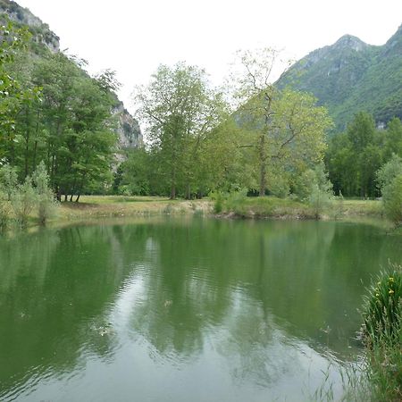 Les Gites De Sylvie Ussat Bagian luar foto